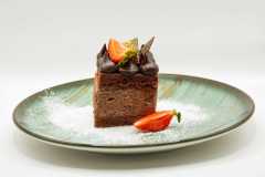 d8e7bed5-ff79-4c06-9dbf-0ce5c23f00dd-1